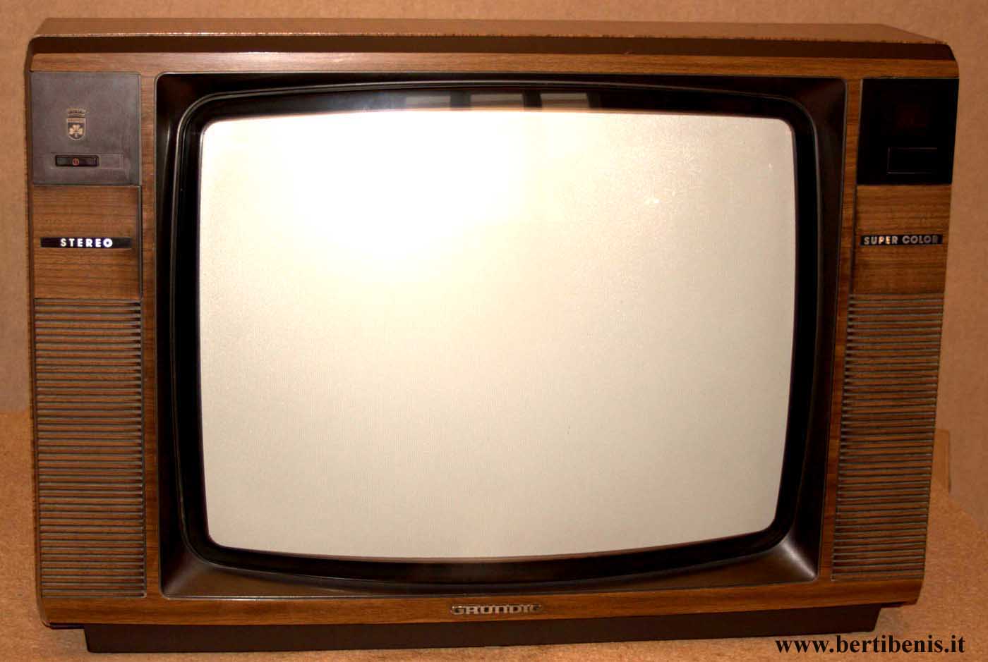 TV GRUNDIG ST3022 C7700
